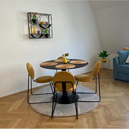 Freshly Renovated Apartment In Trendy Area L Hg21 فيينا المظهر الخارجي الصورة
